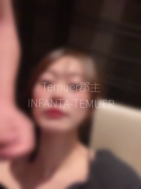 နေ့စဉ်နဲ့အမျှစိတ်ဓာတ်ကျကာ သွားလည်းဒီစိတ်လာလည်းဒီစိတ်ပင်ဖြစ်ကာ သူ့ရဲ့ မြွေလေးတွင်းအောင်းရဖို့ကို အချိ