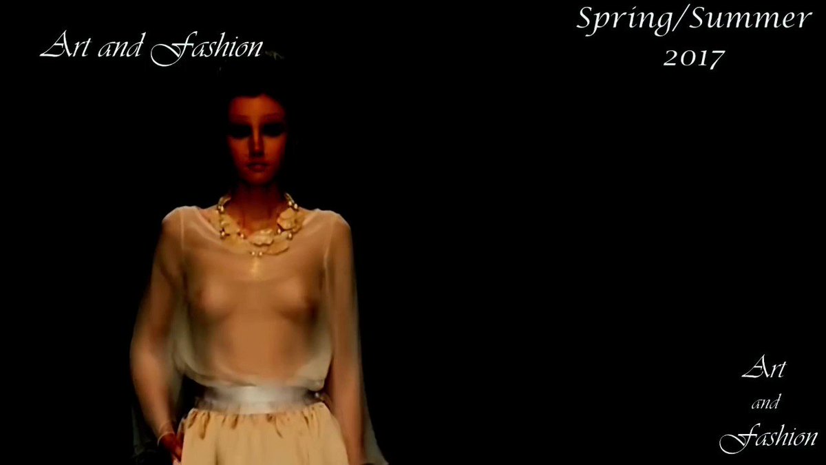 ခယ်မကိုလည်း ခိုးစားတဲ့ကားလေးပါ